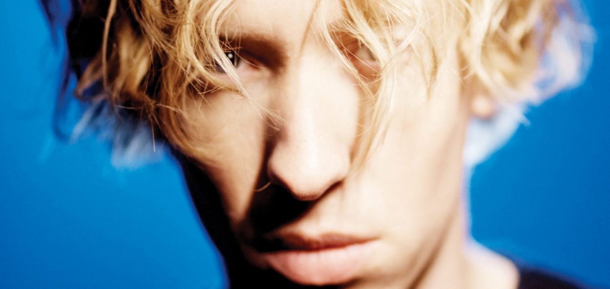 Daniel Avery announces new remix EP by Four Tet